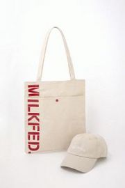 ＭＩＬＫＦＥＤ．　ＳＰＥＣＩＡＬ　ＢＯＯＫ　Ｃａｐ＆Ｔｏｔｅ　Ｂａｇ　ｍｉｎｉ特別編集