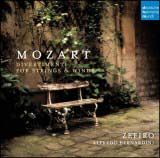 モーツァルト：弦楽と管楽のためのディヴェルティメント集